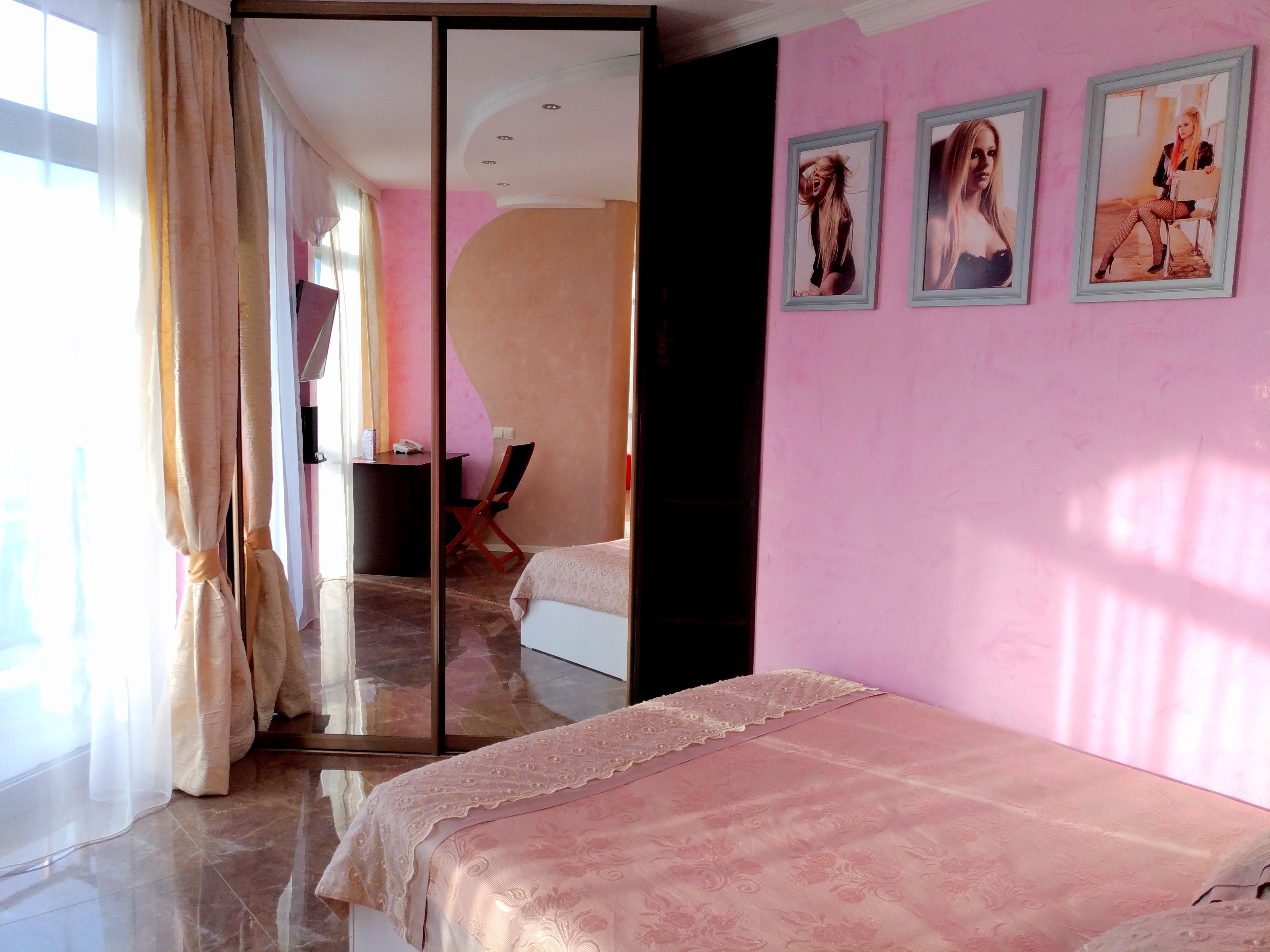 Rock Hotel First Line บาทูมิ ภายนอก รูปภาพ